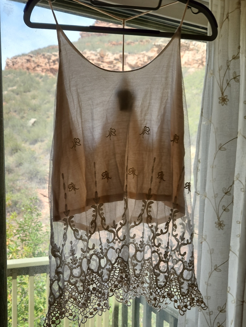 Wet Seal White Lacey Tank Top Large